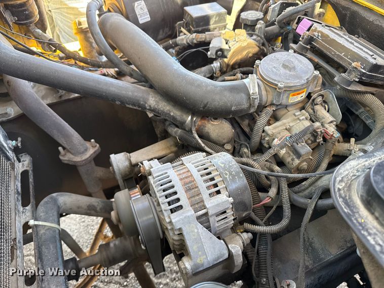 image for item EG2071 2004 Hyster H100XM forklift