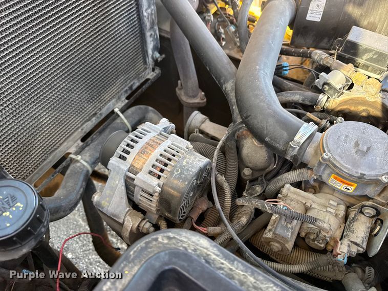 image for item EG2071 2004 Hyster H100XM forklift