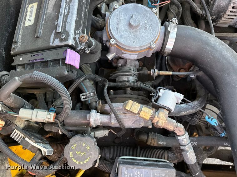 image for item EG2071 2004 Hyster H100XM forklift