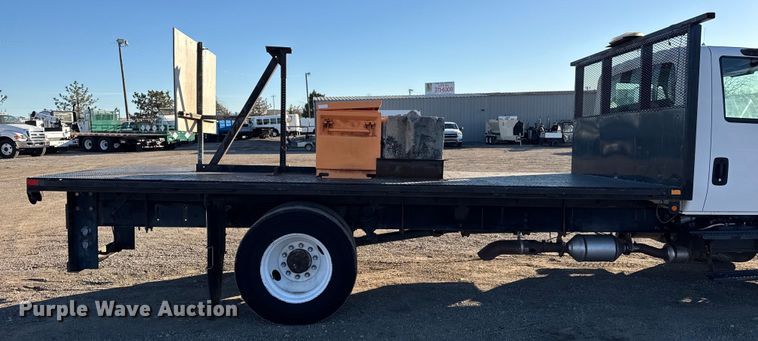 image for item EG2073 2010 International 4300 flatbed truck
