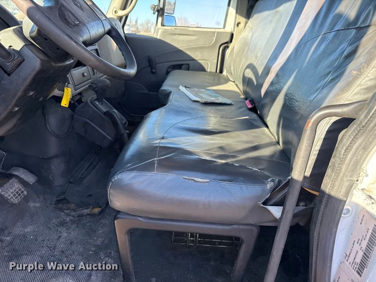 image for item EG2073 2010 International 4300 flatbed truck