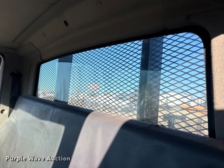 image for item EG2073 2010 International 4300 flatbed truck