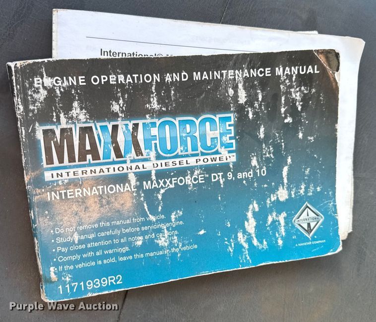 image for item EG2073 2010 International 4300 flatbed truck