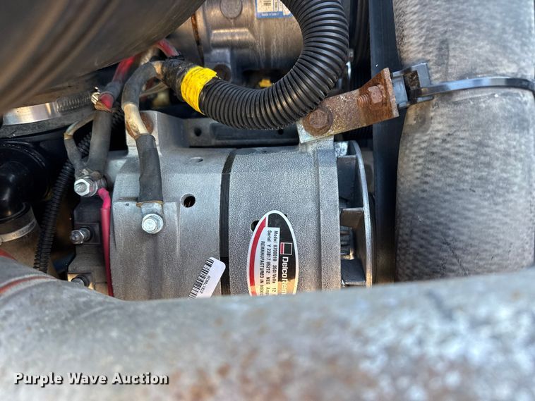 image for item EG2073 2010 International 4300 flatbed truck