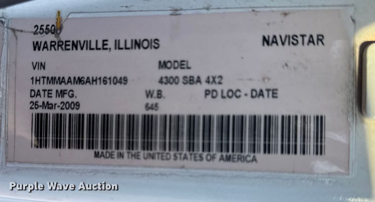 image for item EG2073 2010 International 4300 flatbed truck