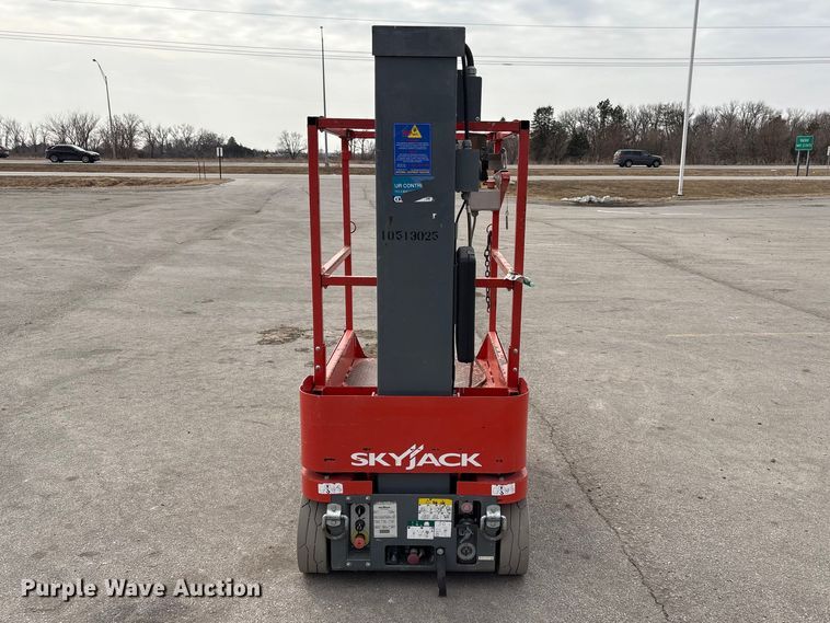 image for item EI5706 SkyJack SJ12 vertical lift