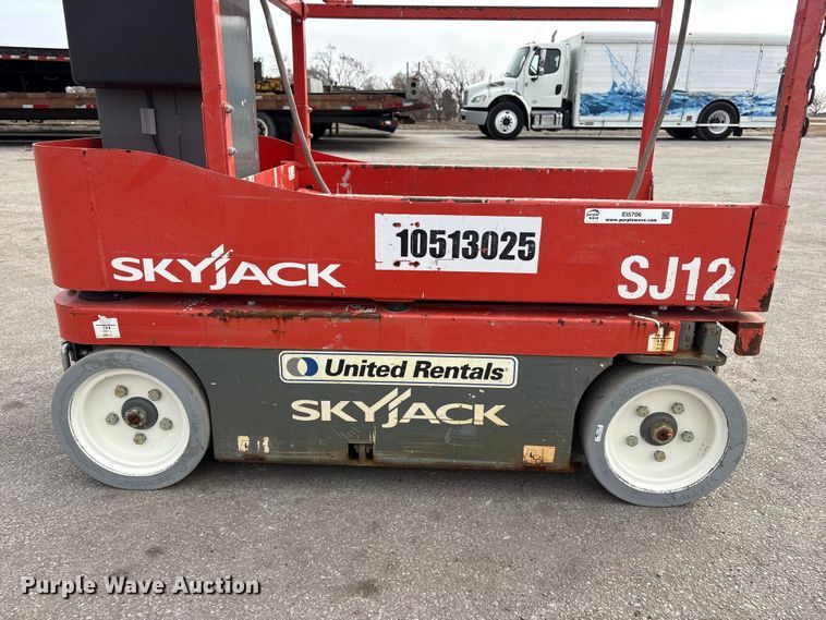 image for item EI5706 SkyJack SJ12 vertical lift