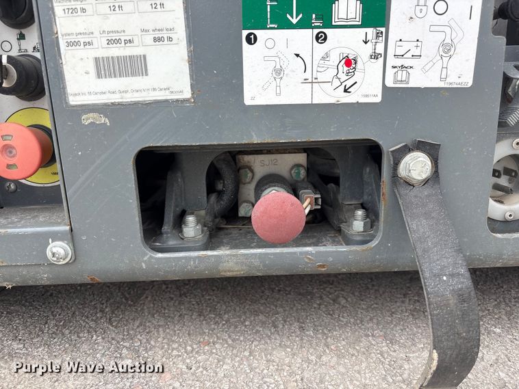 image for item EI5706 SkyJack SJ12 vertical lift