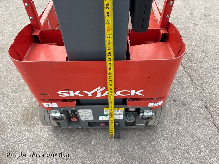 image for item EI5706 SkyJack SJ12 vertical lift