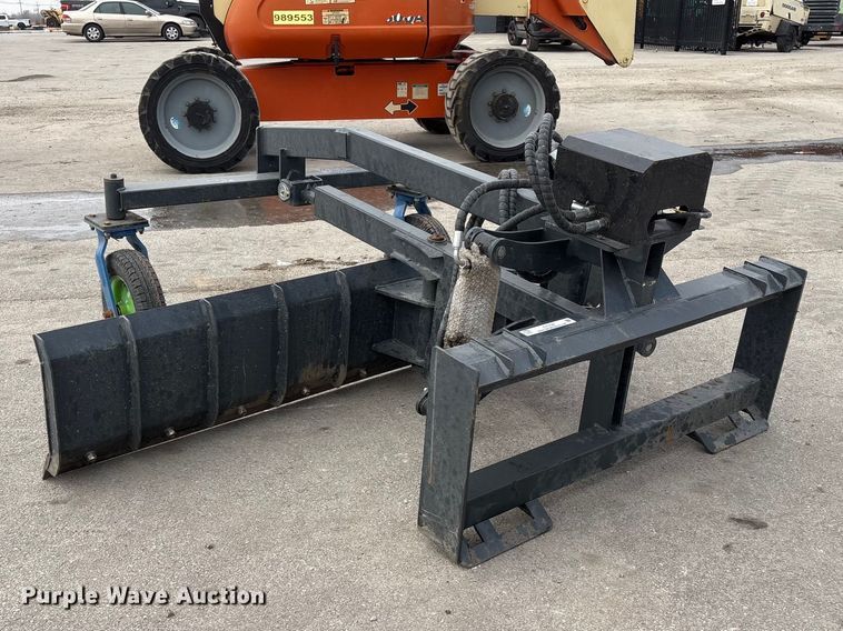 image for item EI5708 2025 Giyi GR87 skid steer grader