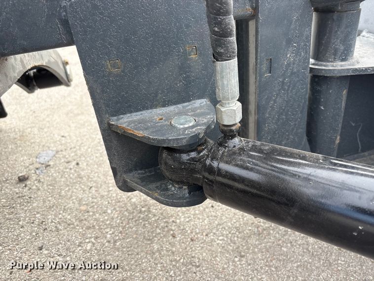 image for item EI5708 2025 Giyi GR87 skid steer grader