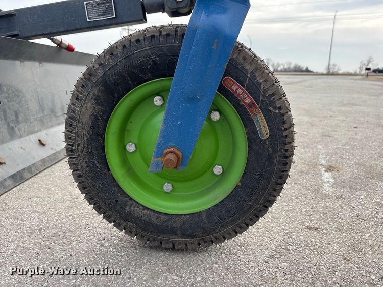 image for item EI5708 2025 Giyi GR87 skid steer grader