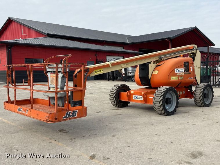 image for item EI5709 2002 JLG 600A boom lift