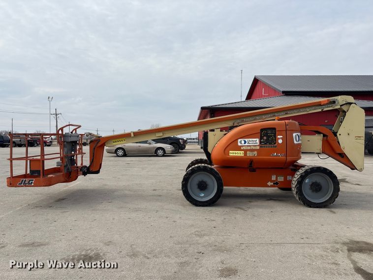 image for item EI5709 2002 JLG 600A boom lift