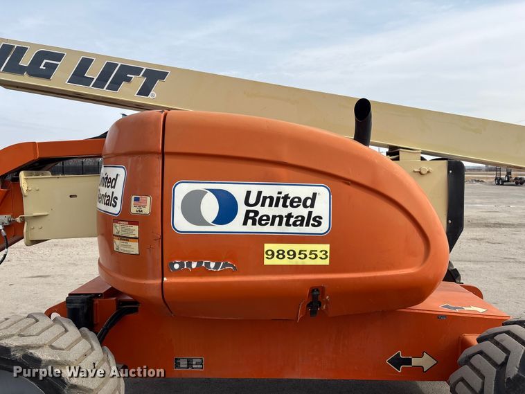 image for item EI5709 2002 JLG 600A boom lift
