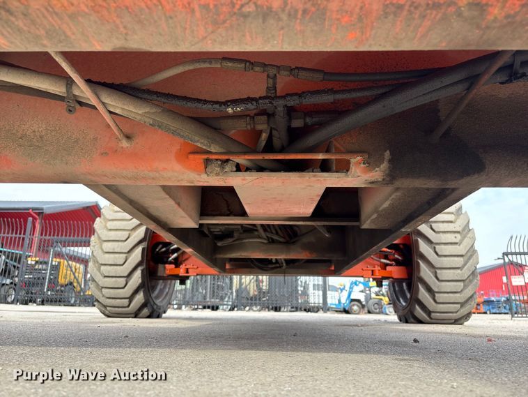 image for item EI5709 2002 JLG 600A boom lift