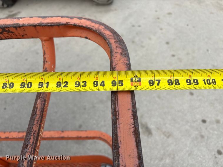 image for item EI5709 2002 JLG 600A boom lift