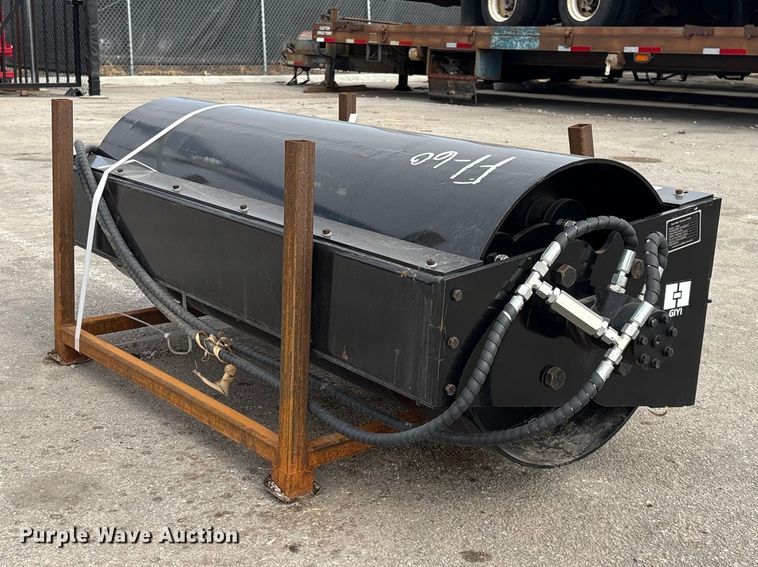 image for item EI5710 2025 Giyi VR59 skid steer vibratory roller 