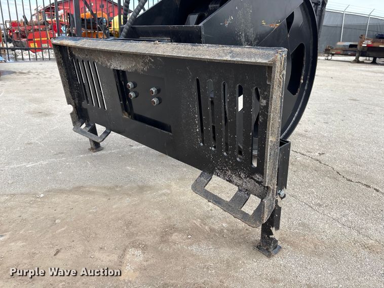 image for item EI5711 2025 Giyi GY-SCW12 skid steer steering compactor wheel