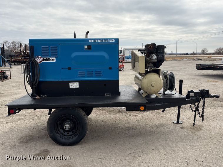 image for item EI5712 2011 Miller Big Blue 500D welder/generator