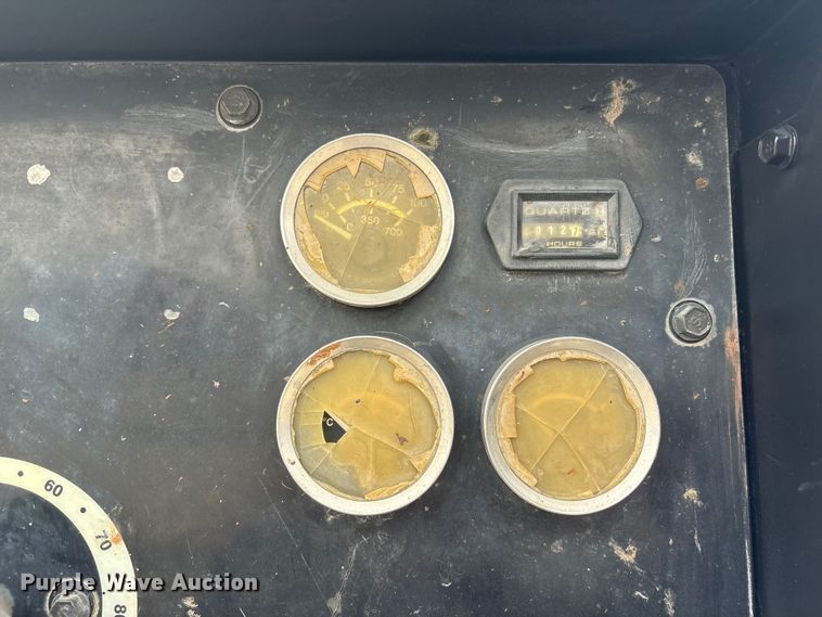 image for item EI5712 2011 Miller Big Blue 500D welder/generator