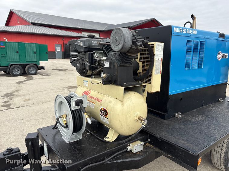 image for item EI5712 2011 Miller Big Blue 500D welder/generator