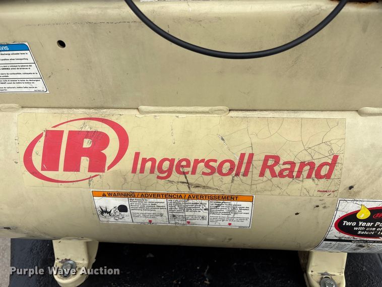 image for item EI5712 2011 Miller Big Blue 500D welder/generator