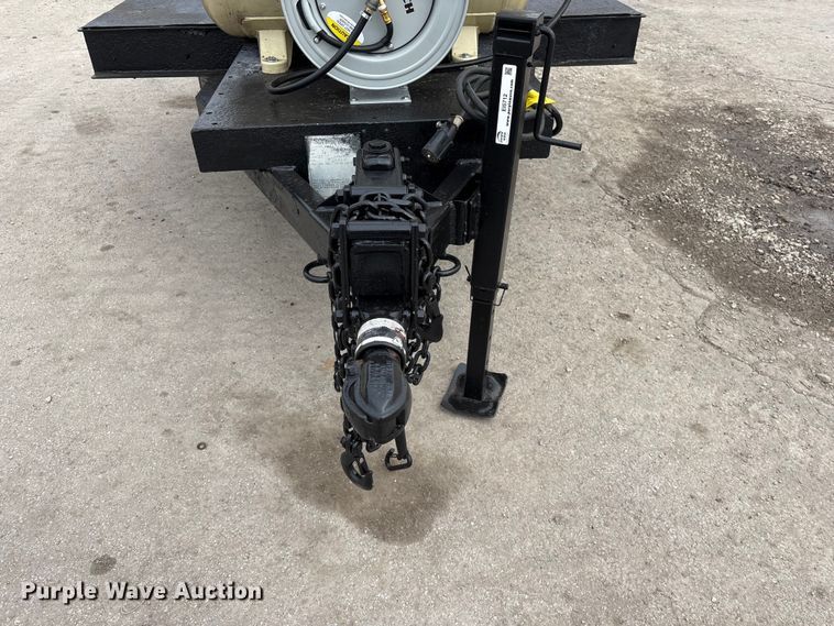 image for item EI5712 2011 Miller Big Blue 500D welder/generator