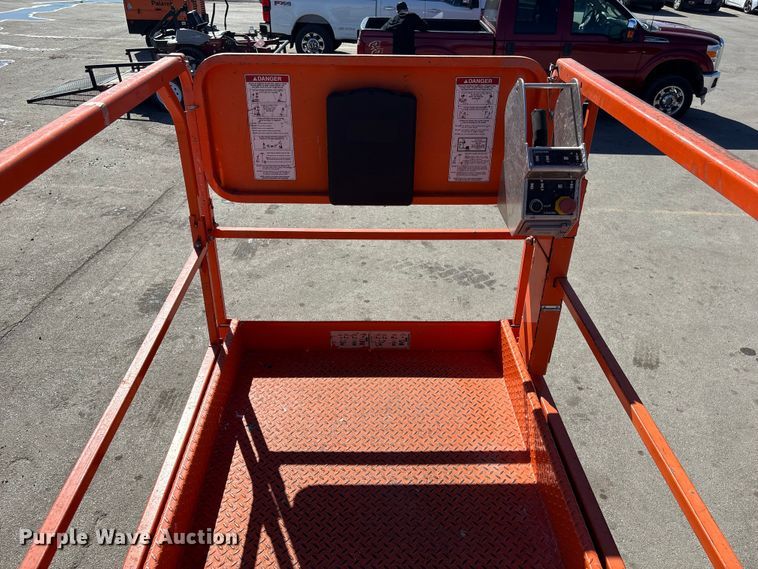 image for item EI5723 2019 Snorkel S4726E ANSI scissor lift