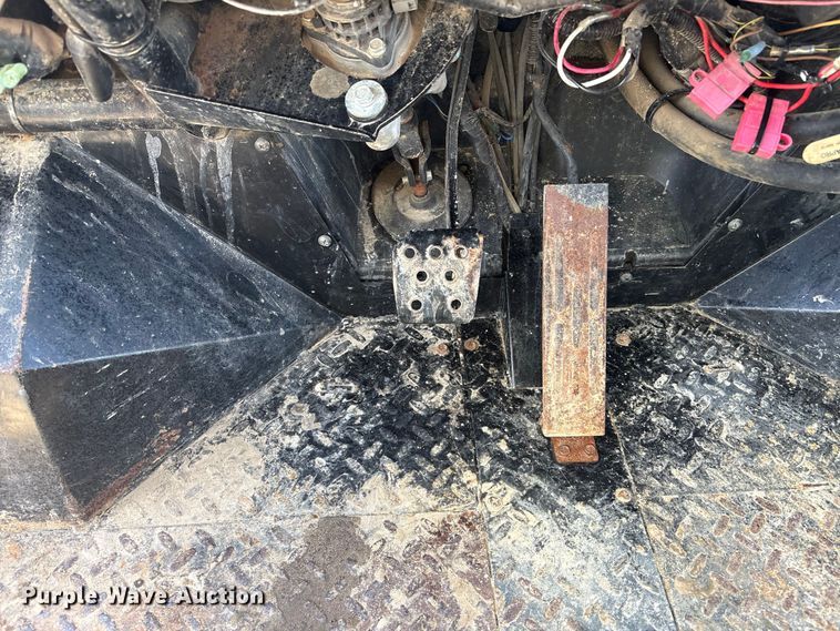 image for item EI5726 2019 Kawasaki Mule 4010 utility vehicle