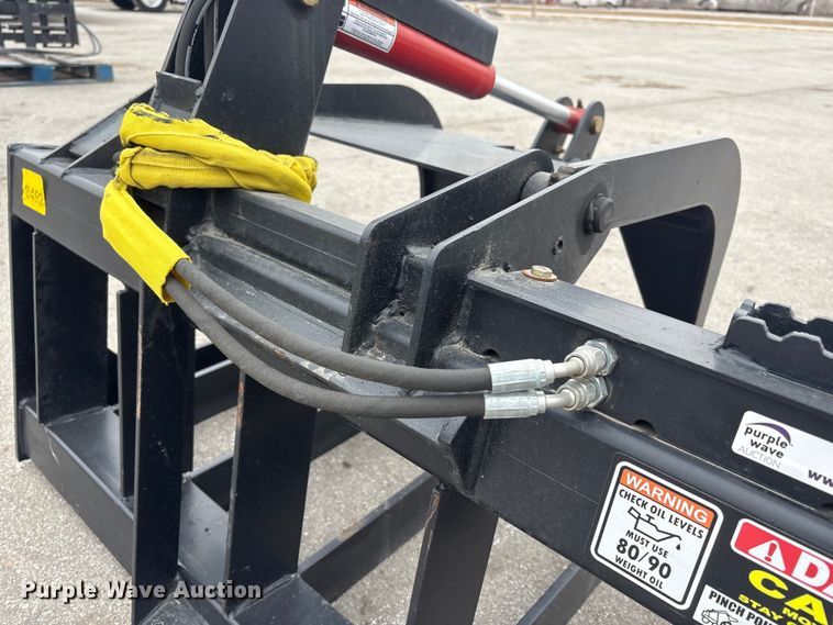 image for item EI5727 Skid steer grapple bucket