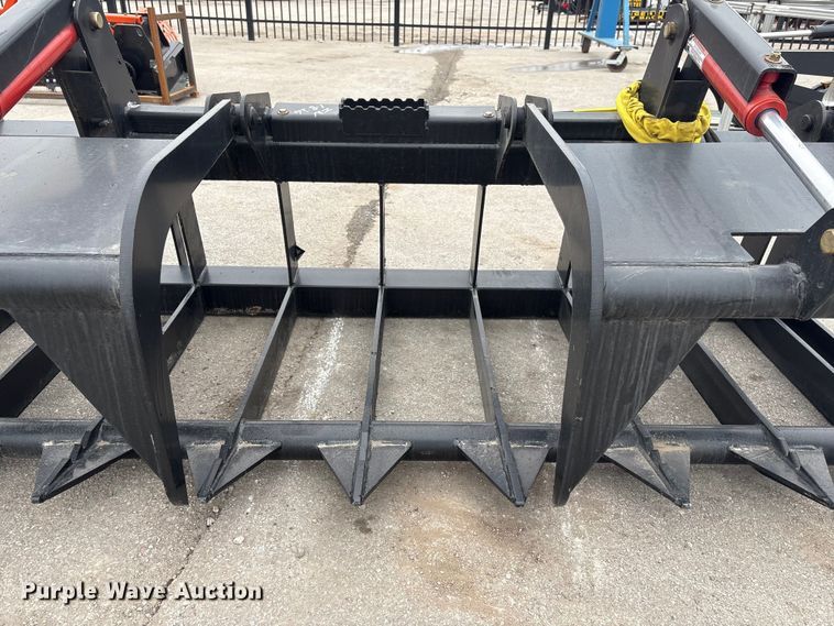 image for item EI5727 Skid steer grapple bucket