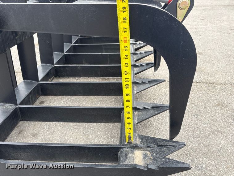 image for item EI5727 Skid steer grapple bucket