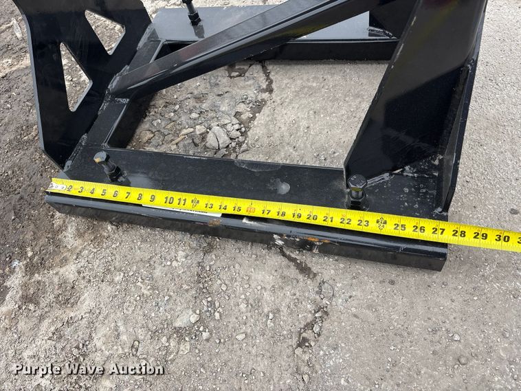 image for item EI5731 2025 Giyi TB47 telescopic boom forklift attachment