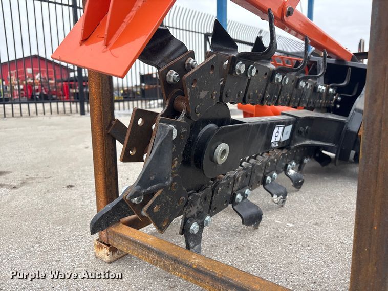 image for item EI5732 2025 Giyi D39 skid steer trencher