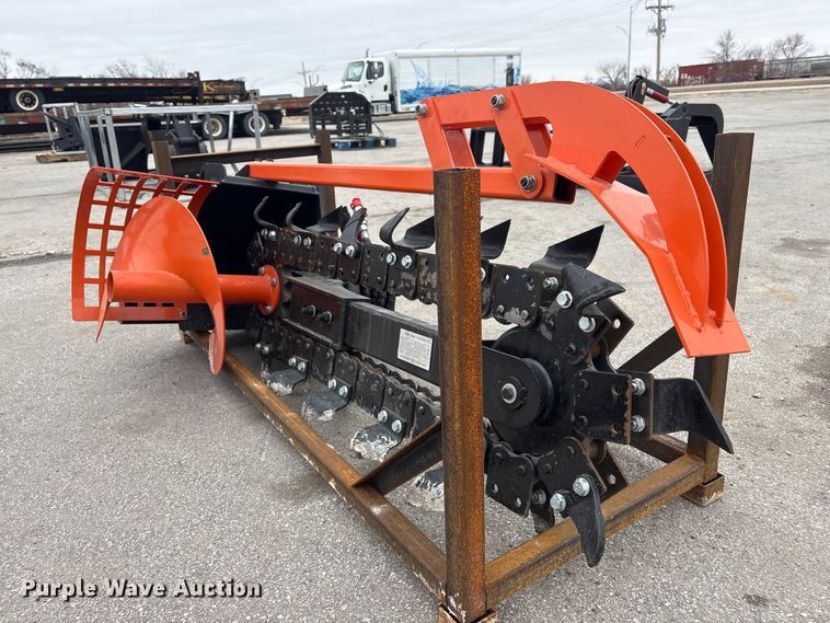 image for item EI5732 2025 Giyi D39 skid steer trencher