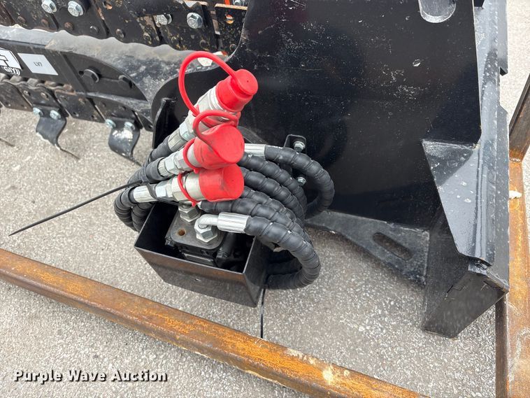 image for item EI5732 2025 Giyi D39 skid steer trencher