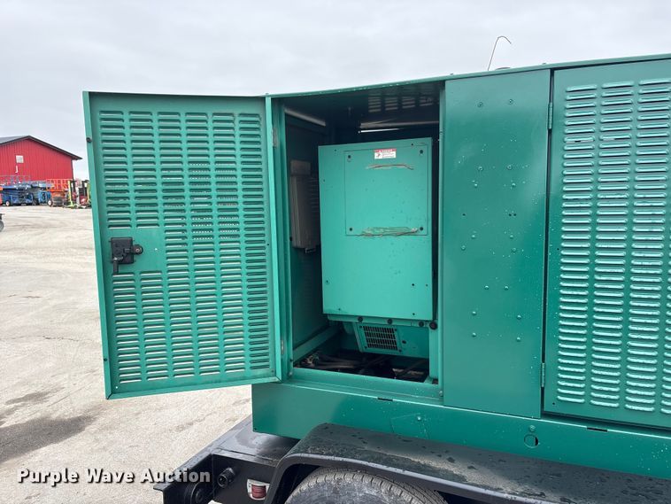 image for item EI5734 1999 Onan DGBC-3378897 generator