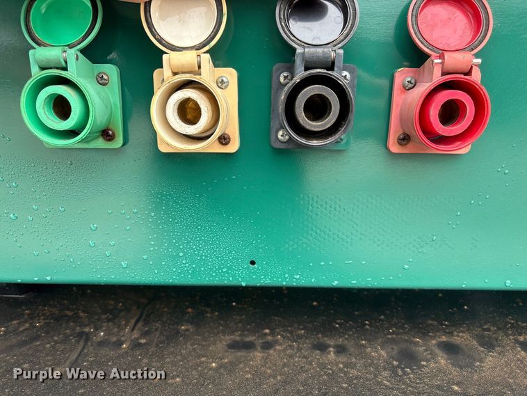 image for item EI5734 1999 Onan DGBC-3378897 generator