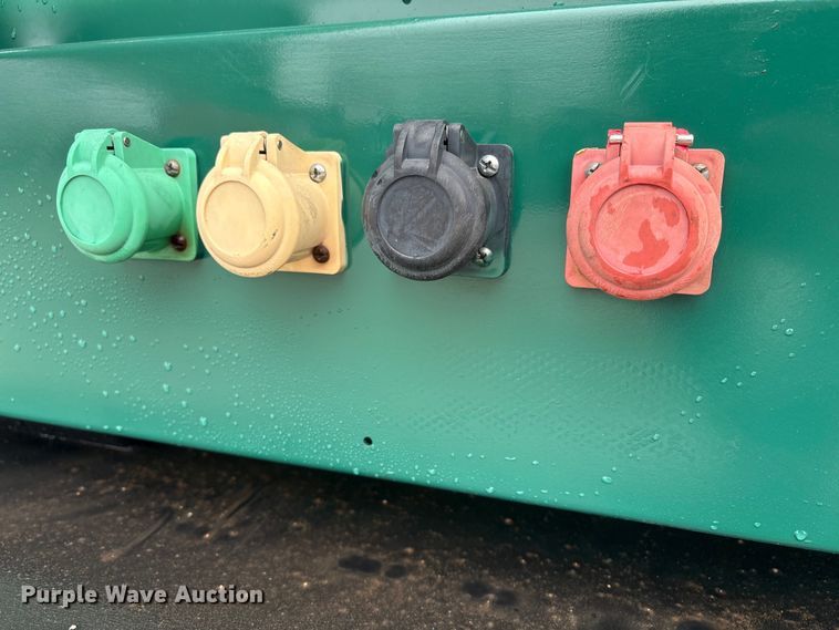 image for item EI5734 1999 Onan DGBC-3378897 generator