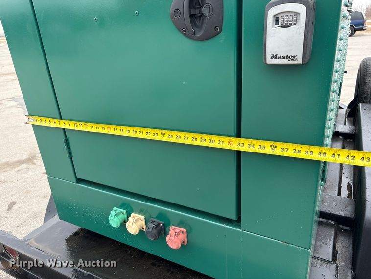 image for item EI5734 1999 Onan DGBC-3378897 generator