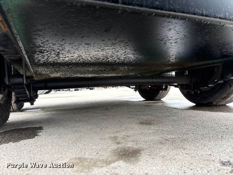 image for item EI5734 1999 Onan DGBC-3378897 generator