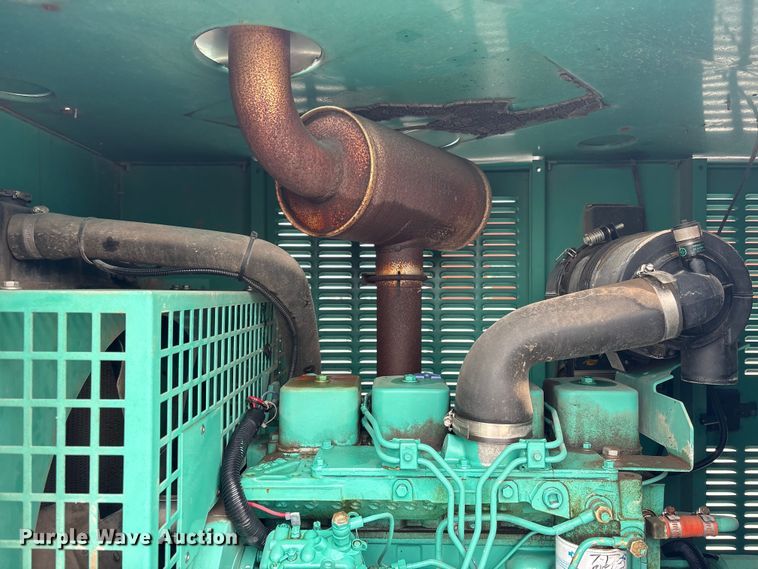 image for item EI5734 1999 Onan DGBC-3378897 generator