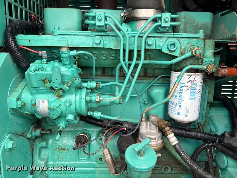 image for item EI5734 1999 Onan DGBC-3378897 generator