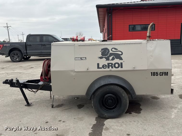 image for item EI5735 1996 LeRoi XQ185DJ-E air compressor