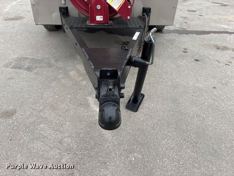 image for item EI5735 1996 LeRoi XQ185DJ-E air compressor