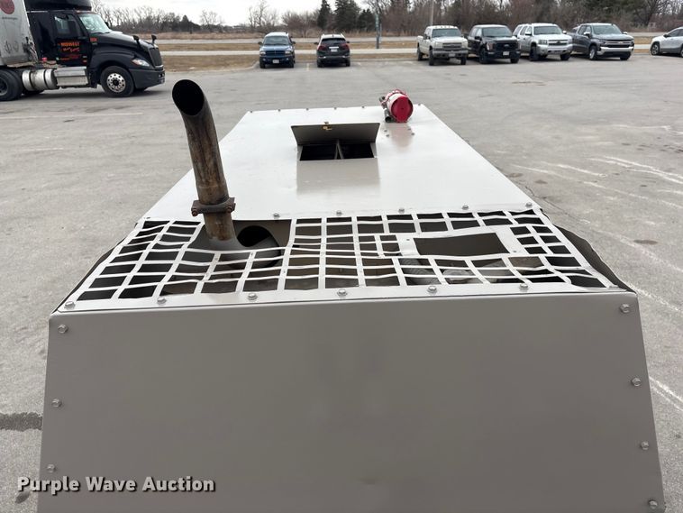 image for item EI5735 1996 LeRoi XQ185DJ-E air compressor