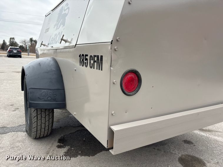 image for item EI5735 1996 LeRoi XQ185DJ-E air compressor