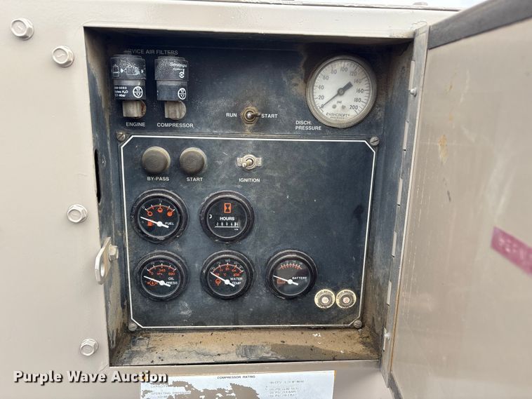 image for item EI5735 1996 LeRoi XQ185DJ-E air compressor