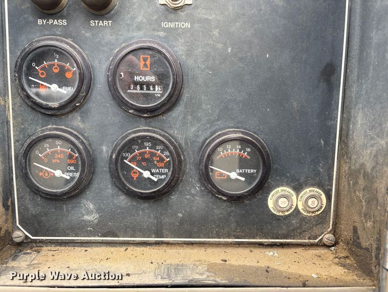 image for item EI5735 1996 LeRoi XQ185DJ-E air compressor